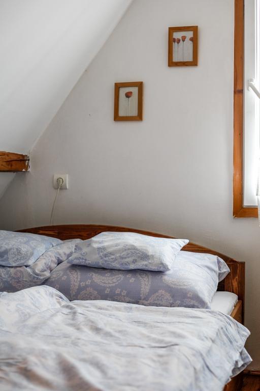 Myrtus Pince és Vendégház Tarcal Habitación foto